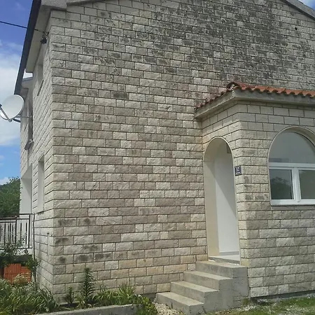 아파트 Mate Zagvozd